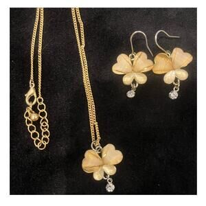 Vintage Flower Sparkle Drop Earrings & Matching Necklace SET